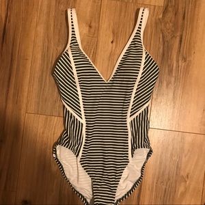 tommy hillfiger onepiece